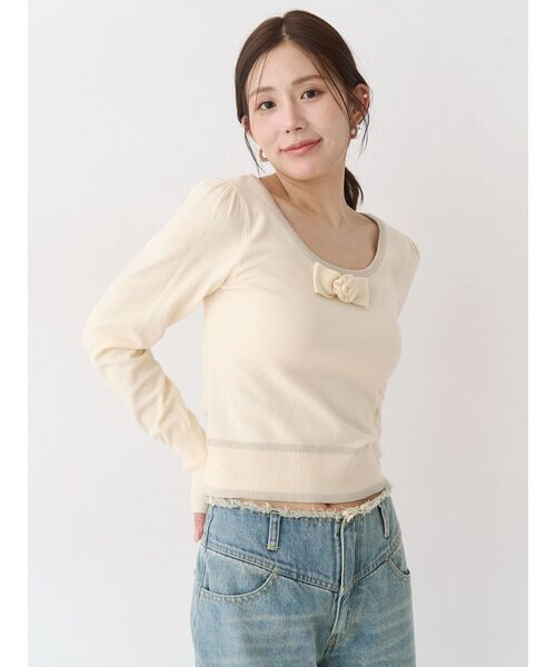 CALNAMUR（カルナムール）の「コサージュリボンコンパクトニット（ニット/セーター・レディース・グレー/ネイビー/イエロー・FREE）」の8枚目の写真