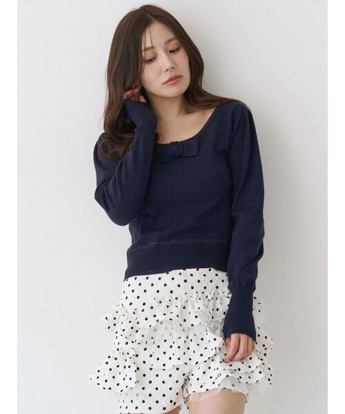 CALNAMUR（カルナムール）の「コサージュリボンコンパクトニット（ニット/セーター・レディース・グレー/ネイビー/イエロー・FREE）」の10枚目の写真