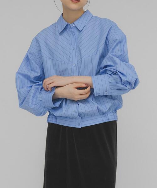 KBF（ケイビーエフ）の「コクーンフォルムシャツ（シャツ/ブラウス・レディース・グレー系その他/オフホワイト/ブルー系その他・ONE）」の3枚目の写真