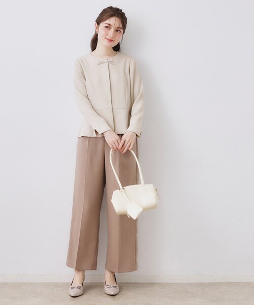 couture brooch(クチュールブローチ)の「【ハレの日・通勤】リボンデザイン ペプラムブラウス(シャツ/ブラウス・レディース・ネイビー/ナチュラル・42/40/38/36)」の3枚目の写真