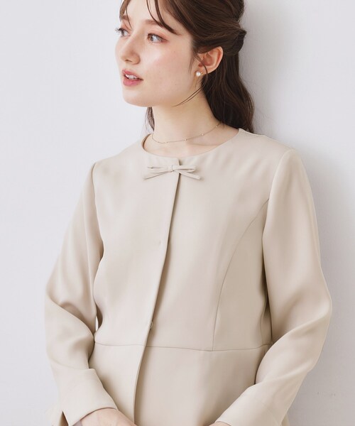 couture brooch(クチュールブローチ)の「【ハレの日・通勤】リボンデザイン ペプラムブラウス(シャツ/ブラウス・レディース・ネイビー/ナチュラル・42/40/38/36)」の5枚目の写真