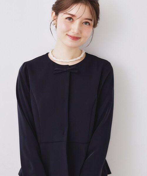 couture brooch(クチュールブローチ)の「【ハレの日・通勤】リボンデザイン ペプラムブラウス(シャツ/ブラウス・レディース・ネイビー/ナチュラル・42/40/38/36)」の12枚目の写真