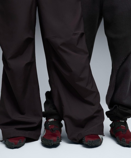 PUMA（プーマ）の「PUMA MOSTRO OG（プーマ モストロ OG）（スニーカー・メンズ・ブラウン系/ワイン系/グリーン系・23cm/23.5cm/24cm/24.5cm/25cm/25.5cm/26cm/26.5cm/27cm/27.5cm/28cm/28.5cm/29cm）」の22枚目の写真