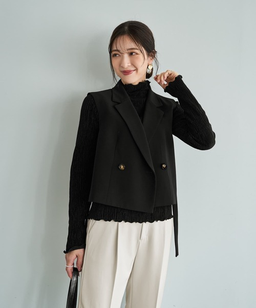 STYLE DELI(スタイルデリ)の「楊柳ベロア端っこメロウトップス(Tシャツ/カットソー・レディース・ブラック/グレイッシュベージュ/オフホワイト・FREE)」の11枚目の写真