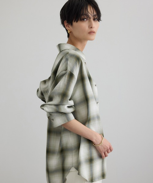 SALON adam et rope'（サロン アダム エ ロペ）の「コットンリヨセルチェックシャツ（シャツ/ブラウス・レディース・ブルー系その他4/グリーン系その他・FREE）」の9枚目の写真