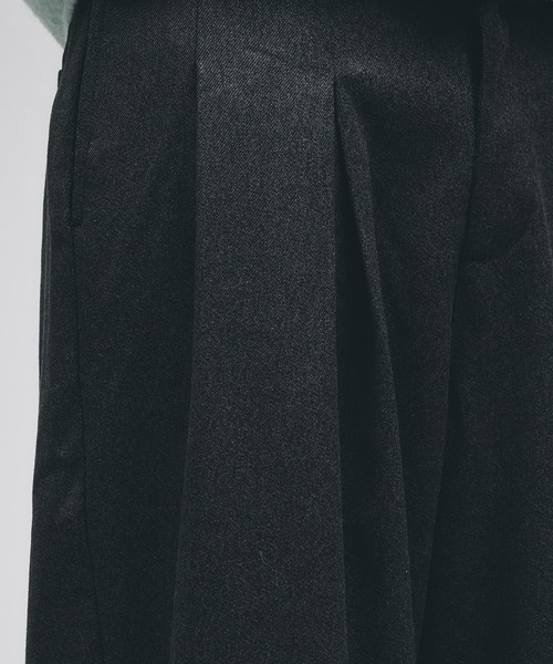 Adoon plain(アドーンプレーン)の「Wool-Like Box-Pleated Wide Slacks / ウールライクボックスタックワイドスラックス(スラックス・メンズ・チャコールグレー/ブラウン・MEDIUM/SMALL/LARGE)」の15枚目の写真