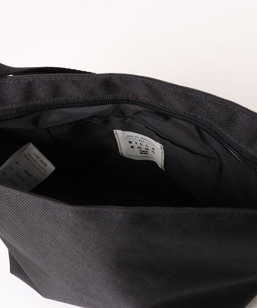 BILLABONG(ビラボン)の「BILLABONG ウィメンズ MINI SHOULDER BAG ショルダーバッグ 【2026年春夏モデル】(ショルダーバッグ・レディース・ブラック系その他/アイボリー/ブラック・FREE)」の4枚目の写真