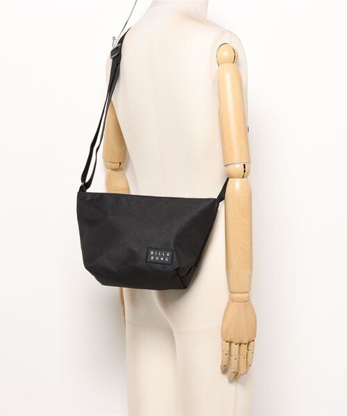 BILLABONG(ビラボン)の「BILLABONG ウィメンズ MINI SHOULDER BAG ショルダーバッグ 【2026年春夏モデル】(ショルダーバッグ・レディース・ブラック系その他/アイボリー/ブラック・FREE)」の5枚目の写真