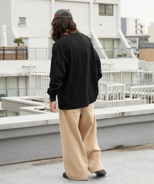 PLEASURES(プレジャー)の「PLEASURES/プレジャーズ TWITCH LONG SLEEVE SHIRT ヘビーウェイト ロングスリーブTシャツ 2026年春夏(Tシャツ/カットソー・メンズ・ブラック・L/XL/M)」の9枚目の写真