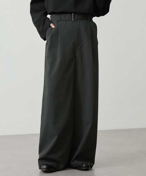 CALLNE(カルネ)の「【CALLNE】 High-twist Linen-like Wide Straight Slacks / 強撚リネンライクワイドストレートスラックス(吸水速乾、UVカット、イージーケア)(スラックス・メンズ・ライトグレー/チャコールグレー・M/L)」の10枚目の写真