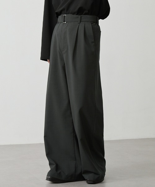 CALLNE(カルネ)の「【CALLNE】 High-twist Linen-like Wide Straight Slacks / 強撚リネンライクワイドストレートスラックス(吸水速乾、UVカット、イージーケア)(スラックス・メンズ・ライトグレー/チャコールグレー・M/L)」の12枚目の写真