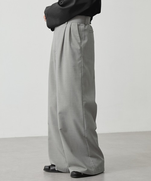 CALLNE(カルネ)の「【CALLNE】 High-twist Linen-like Wide Straight Slacks / 強撚リネンライクワイドストレートスラックス(吸水速乾、UVカット、イージーケア)(スラックス・メンズ・ライトグレー/チャコールグレー・M/L)」の21枚目の写真