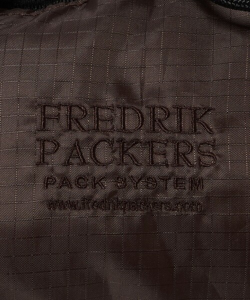 FREDRIK PACKERS(フレドリックパッカーズ)の「【一部別注カラー】<FREDRIK PACKERS>QUEST PACK デイパック / リュック(バックパック/リュック・レディース・ダークブラウン/ブラック・FREE)」の18枚目の写真