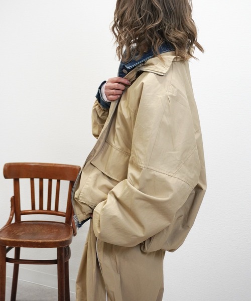 gossara（ゴサラ）の「合繊ツイルスタンドジャケット（ブルゾン・レディース・ブラック/アイボリー/ベージュ・FREE）」の11枚目の写真