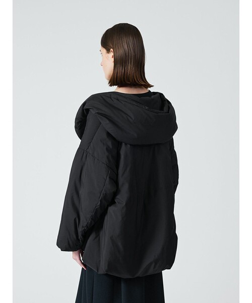 mizuiroind（ミズイロインド）の「mizuiro ind フード付きショートダウンジャケット（その他アウター・レディース・チャコールグレー/ブラック/ベージュ・FREE）」の12枚目の写真