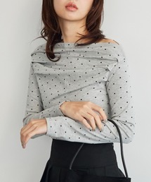 krahe（クレーエ）の「ドット柄ドレープオフショルカットソー（Tシャツ/カットソー）」