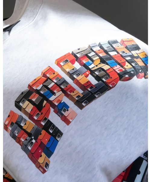 APPLEBUM(アップルバム)の「“K.B.A.S.” Logo Crew Sweat(スウェット・メンズ・ブラック/アッシュグレー・XX-LARGE/X-LARGE/LARGE/MEDIUM)」の7枚目の写真