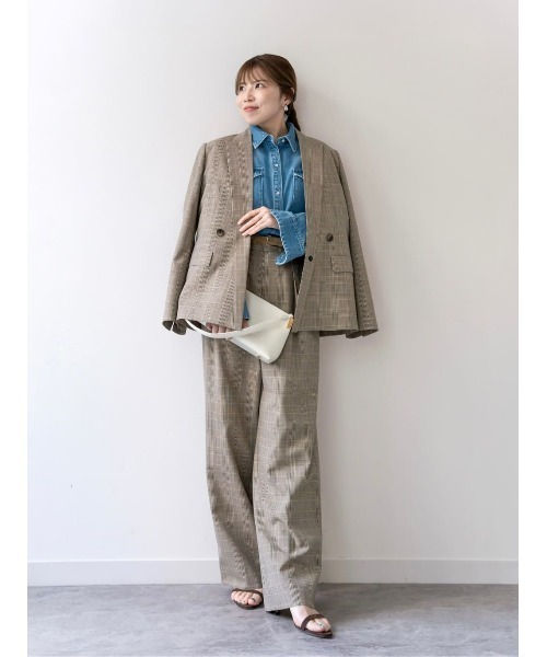 allureville(アルアバイル)の「ディープタックチェックパンツ(スラックス・レディース・ブラウン系その他/ブラック系その他・1/2)」の4枚目の写真