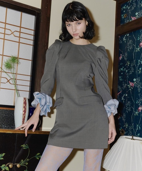 ANDRESD(アンドレスド)の「シュシュスリーブミニドレスセット / chouchou sleeve mini dress set(パンツドレス・レディース・グレー/ブラック・S/M/L)」の14枚目の写真