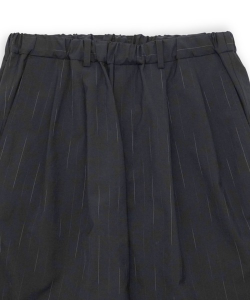 yoko sakamoto(ヨーコサカモト)の「【YOKO SAKAMOTO】DOUBLE PLEATED EASY PANTS(スラックス・メンズ・ブラック・MEDIUM/SMALL)」の4枚目の写真