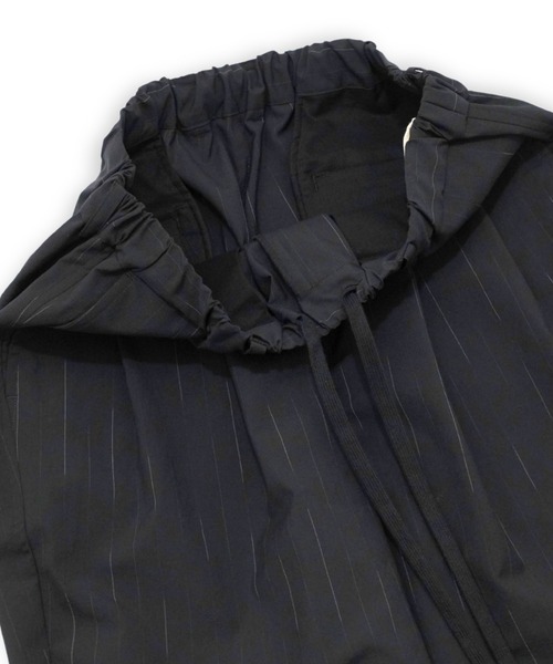 yoko sakamoto(ヨーコサカモト)の「【YOKO SAKAMOTO】DOUBLE PLEATED EASY PANTS(スラックス・メンズ・ブラック・MEDIUM/SMALL)」の5枚目の写真