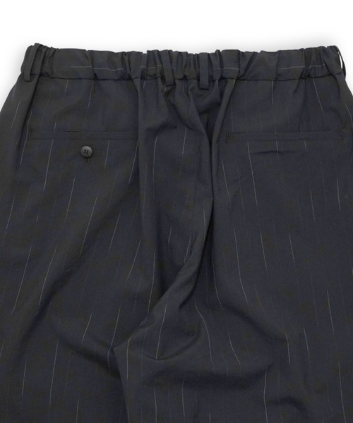 yoko sakamoto(ヨーコサカモト)の「【YOKO SAKAMOTO】DOUBLE PLEATED EASY PANTS(スラックス・メンズ・ブラック・MEDIUM/SMALL)」の8枚目の写真