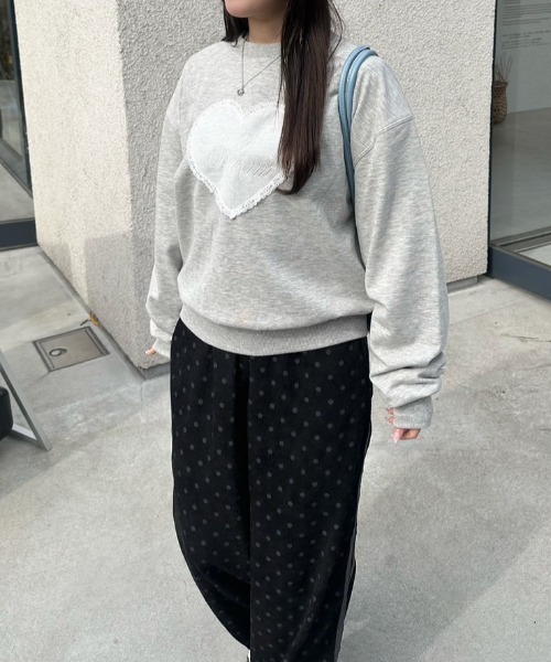 nemne store(ネンネストア)の「ハートチュール裏毛スウェット(スウェット・レディース・ネイビー/杢グレー・SMALL/MEDIUM)」の1枚目の写真