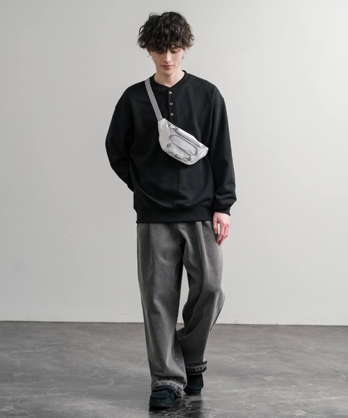 THE NORTH FACE（ザノースフェイス）の「THE NORTH FACE ザ・ノースフェイス JESTER LUMBAR ミニボディバッグ（ボディバッグ/ウエストポーチ・メンズ・ブラック/ホワイト・FREE）」の6枚目の写真