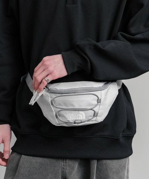 THE NORTH FACE（ザノースフェイス）の「THE NORTH FACE ザ・ノースフェイス JESTER LUMBAR ミニボディバッグ（ボディバッグ/ウエストポーチ・メンズ・ブラック/ホワイト・FREE）」の8枚目の写真