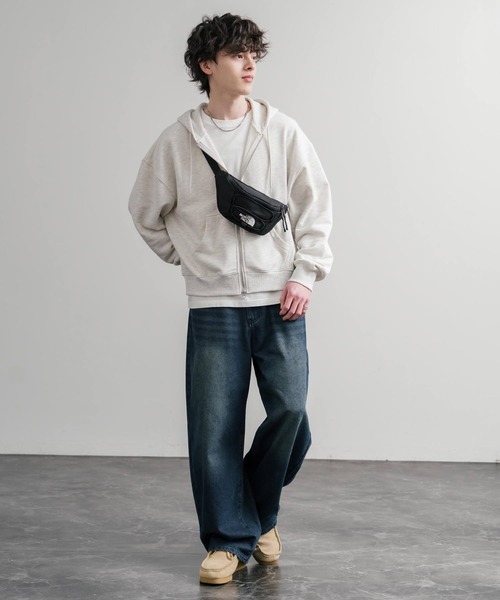 THE NORTH FACE（ザノースフェイス）の「THE NORTH FACE ザ・ノースフェイス JESTER LUMBAR ミニボディバッグ（ボディバッグ/ウエストポーチ・メンズ・ブラック/ホワイト・FREE）」の12枚目の写真