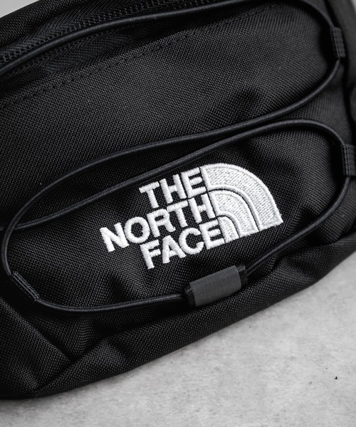 THE NORTH FACE（ザノースフェイス）の「THE NORTH FACE ザ・ノースフェイス JESTER LUMBAR ミニボディバッグ（ボディバッグ/ウエストポーチ・メンズ・ブラック/ホワイト・FREE）」の21枚目の写真