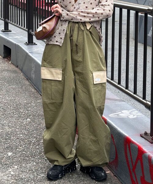 CIAOPANIC（チャオパニック）の「【UNESS/ユーネス】サスペンダー付ワイドカーゴパンツ/サロペット（その他パンツ・レディース・カーキ/ベージュ・ONE SIZE）」の2枚目の写真