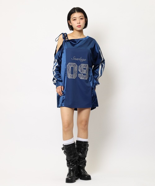 SPIRALGIRL(スパイラルガール)の「ワンショルダーナンバリングレーストップス(Tシャツ/カットソー・レディース・ホワイト/ブラック/ブルー・FREE)」の22枚目の写真