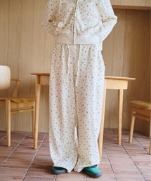 common gull products.（コモンガルプロダクツ）の「小さなお花畑のワッフルロングパンツ（スウェットパンツ）」
