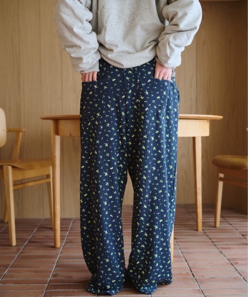 common gull products.(コモンガルプロダクツ)の「小さなお花畑のワッフルロングパンツ(スウェットパンツ・レディース・ネイビー/ライトブルー/ホワイト系/イエロー系・SMALL/MEDIUM/LARGE)」の18枚目の写真