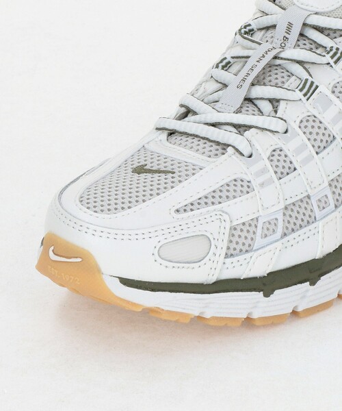 NIKE(ナイキ)の「<NIKE>W P-6000 スニーカー(スニーカー・レディース・オフホワイト・22.5cm/23.5cm/24cm/25.5cm/25cm)」の8枚目の写真
