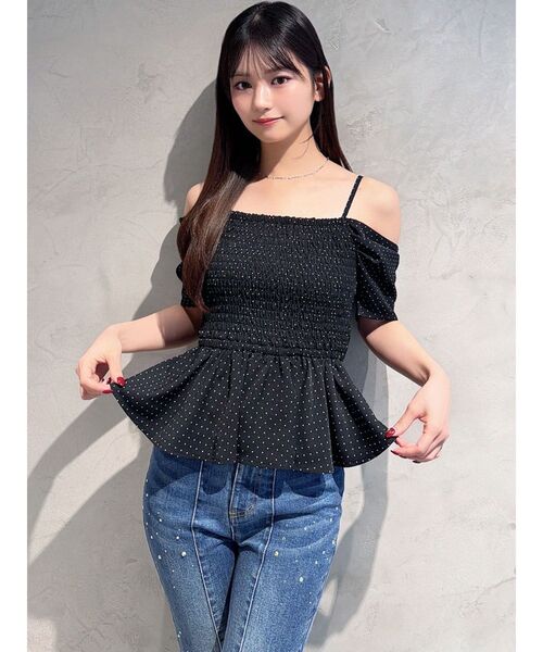 RESEXXY（リゼクシー）の「オフショルシャーリングチュニック（シャツ/ブラウス・レディース・ピンク/ホワイト/ブラック・FREE）」の6枚目の写真