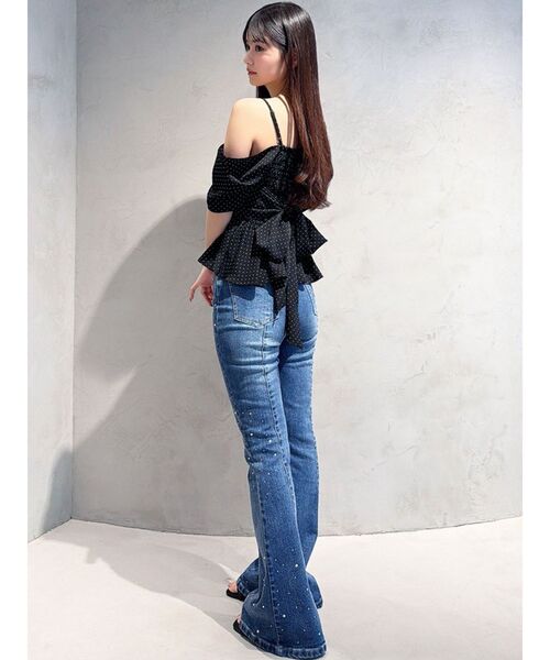 RESEXXY（リゼクシー）の「オフショルシャーリングチュニック（シャツ/ブラウス・レディース・ピンク/ホワイト/ブラック・FREE）」の9枚目の写真