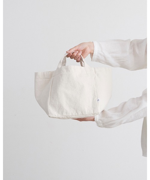 pouto(ポウト)の「【 pouto / ポウト 】 CANVAS CUBE TOTE SMALL / キャンバスキューブトートバッグ Sサイズ PO-003 DLI(トートバッグ・レディース・ブラック/グレー/ナチュラル/ブルー/レッド・FREE)」の7枚目の写真