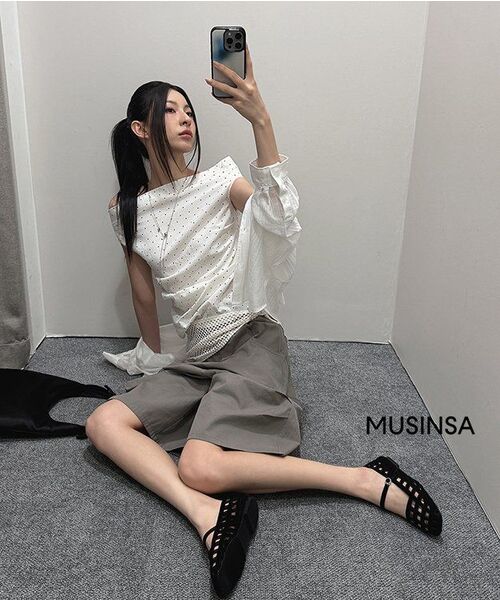 MONGDOL（モンドル）の「テンセルシースルールーズフィットシャツホワイトMDSH019WHITE（シャツ/ブラウス・レディース・その他・F）」の14枚目の写真