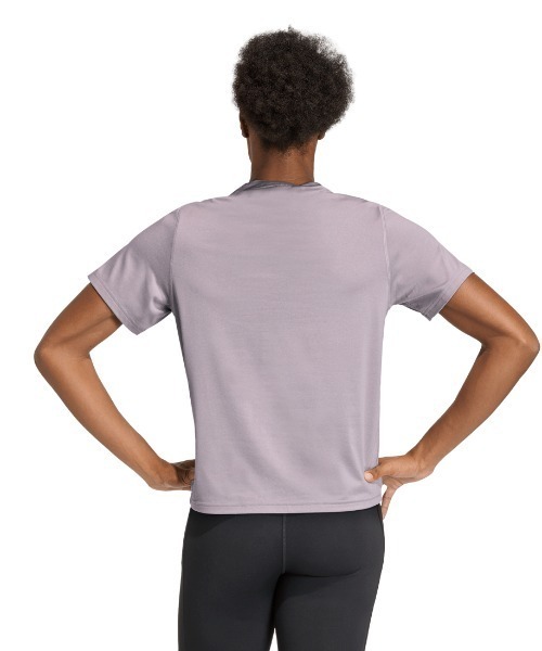 adidas(アディダス)の「アディダス adidas ワークアウト エッセンシャル クルーネック Tシャツ(Tシャツ/カットソー・レディース・ホワイト/スモークピンク・S/M/L)」の12枚目の写真