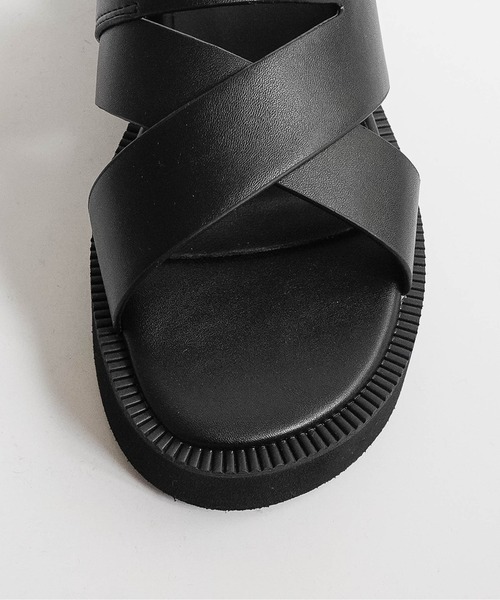Fabby fabby（ファビィーファビィー）の「ワイドクロスミュールサンダル（サンダル・レディース・ブラウン/ブラック・SMALL/MEDIUM/LARGE）」の21枚目の写真