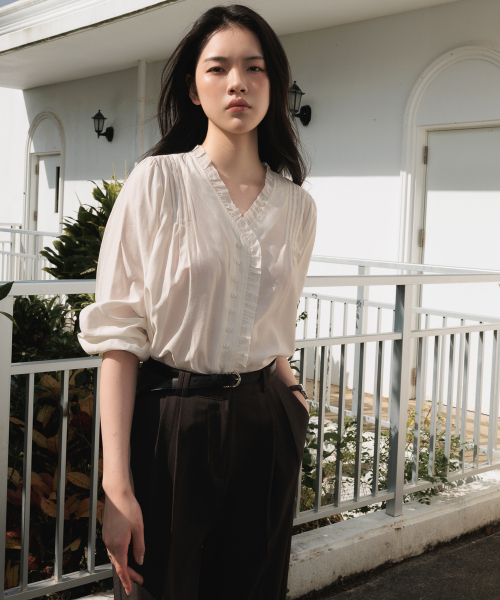 DEHEVE（デヘヴェ）の「Frill Pintuck Blouse [Ivory]（シャツ/ブラウス・レディース・アイボリー・FREE）」の8枚目の写真