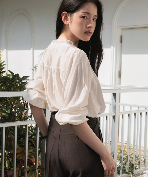 DEHEVE（デヘヴェ）の「Frill Pintuck Blouse [Ivory]（シャツ/ブラウス・レディース・アイボリー・FREE）」の5枚目の写真