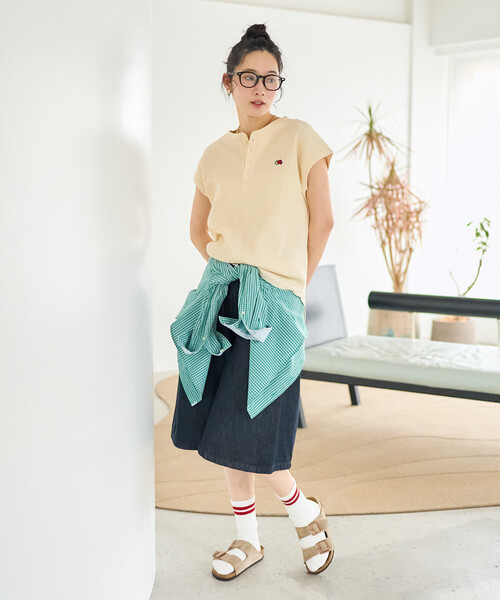 FREAK'S STORE(フリークスストア)の「FRUIT OF THE LOOM × FREAK'S STORE/フルーツオブザルーム 別注 ワッフル ヘンリーネック フレンチスリーブTシャツ(Tシャツ/カットソー・レディース・オフホワイト/その他/ブラック/ライトグレー・フリ-)」の6枚目の写真