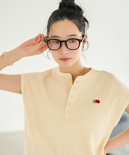 FREAK'S STORE(フリークスストア)の「FRUIT OF THE LOOM × FREAK'S STORE/フルーツオブザルーム 別注 ワッフル ヘンリーネック フレンチスリーブTシャツ(Tシャツ/カットソー・レディース・オフホワイト/その他/ブラック/ライトグレー・フリ-)」の10枚目の写真