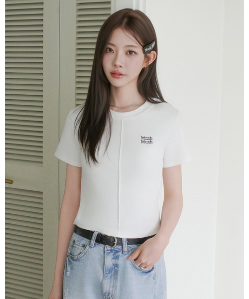 muahmuah（ムーアムーア）の「ポイントクロップピンタック半袖Tシャツ [2色]（Tシャツ/カットソー・レディース・ブラック/アイボリー・FREE）」の3枚目の写真