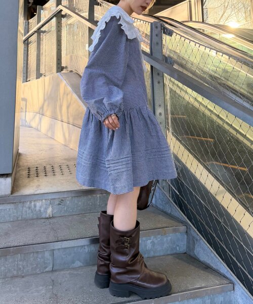 w closet(ダブルクローゼット)の「衿付きミニワンピース(スカート・レディース・レッド/ブラック・FREE)」の6枚目の写真