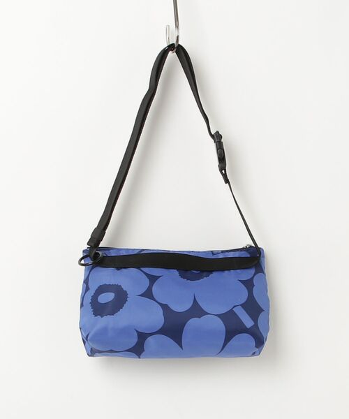 marimekko(マリメッコ)の「Unikko / Neat Crossbody bag S(ショルダーバッグ・レディース・ネイビー・FREE)」の8枚目の写真