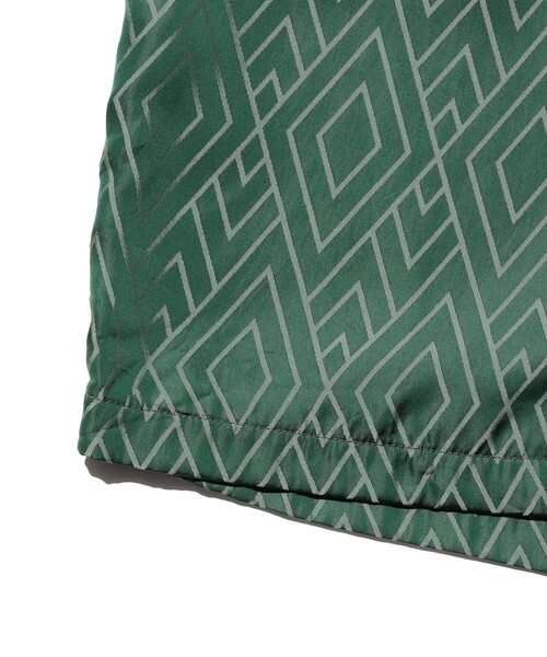 BEAMS PLUS(ビームスプラス)の「Easy Shorts Cupro Diamond Pattern(その他パンツ・メンズ・ネイビー/グリーン・SMALL/LARGE/MEDIUM/X-LARGE)」の11枚目の写真